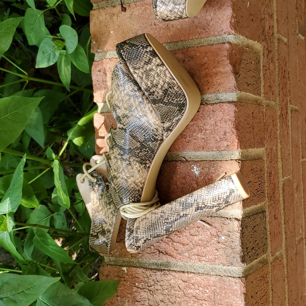 Snakeskin platform heels sz. 10 - Picture 5 of 7